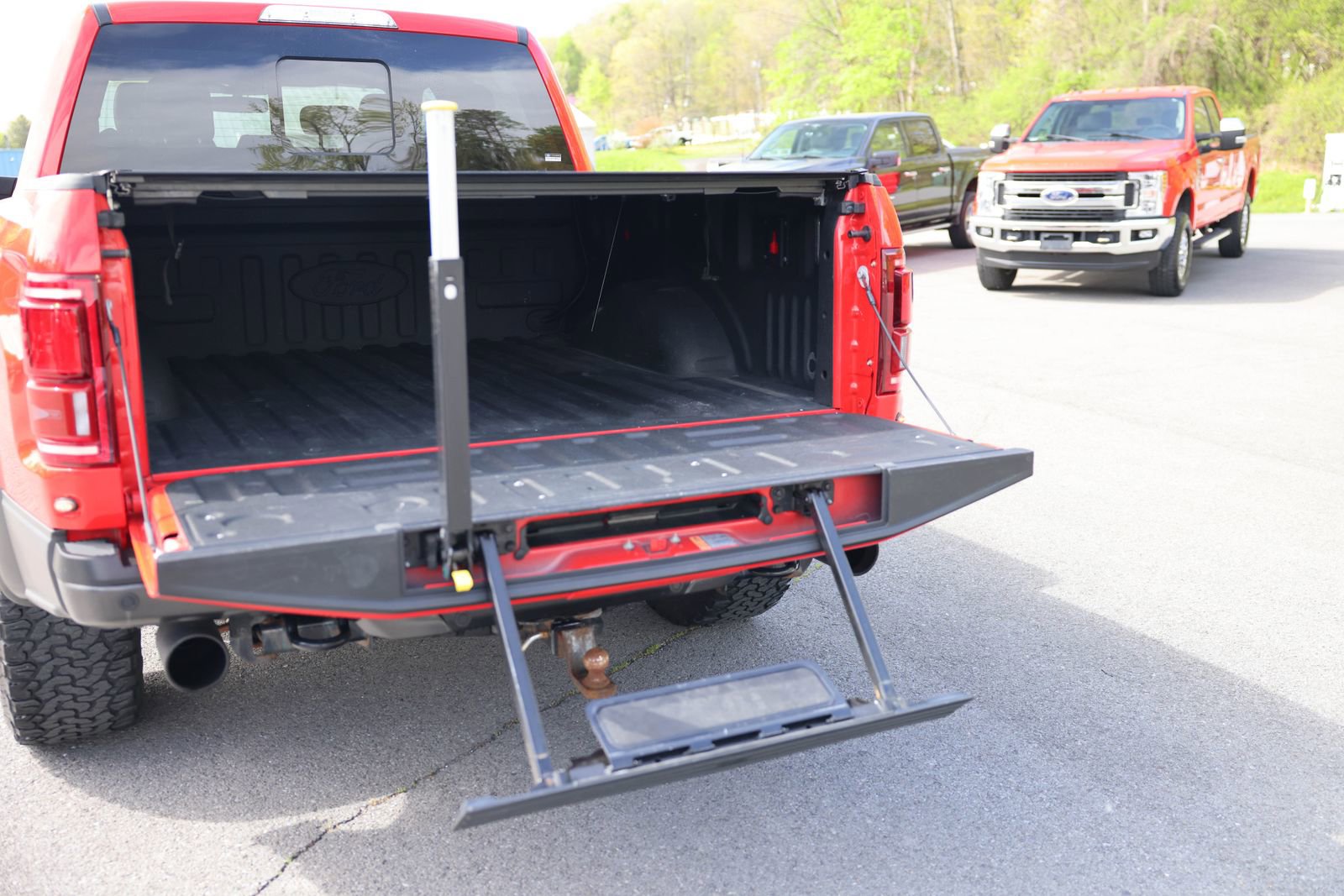 Certified 2019 Ford F150 Raptor w/ Equipment Group 802A Luxury AWD/4WD image 14