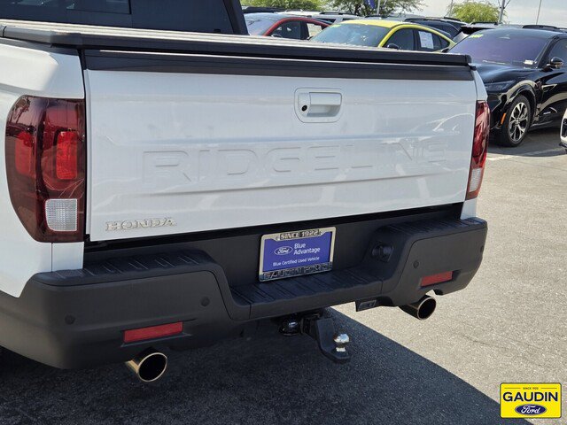 Used 2025 Honda Ridgeline Black Edition image 6