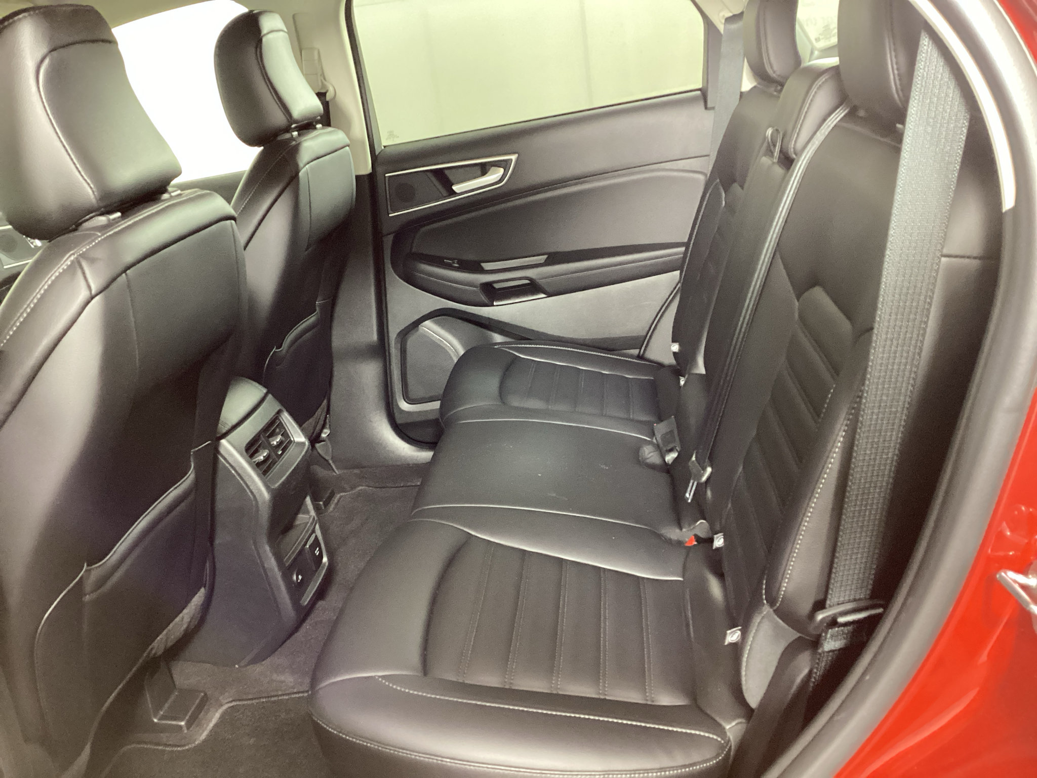 Certified 2024 Ford Edge SEL w/ Convenience Package AWD/4WD image 15