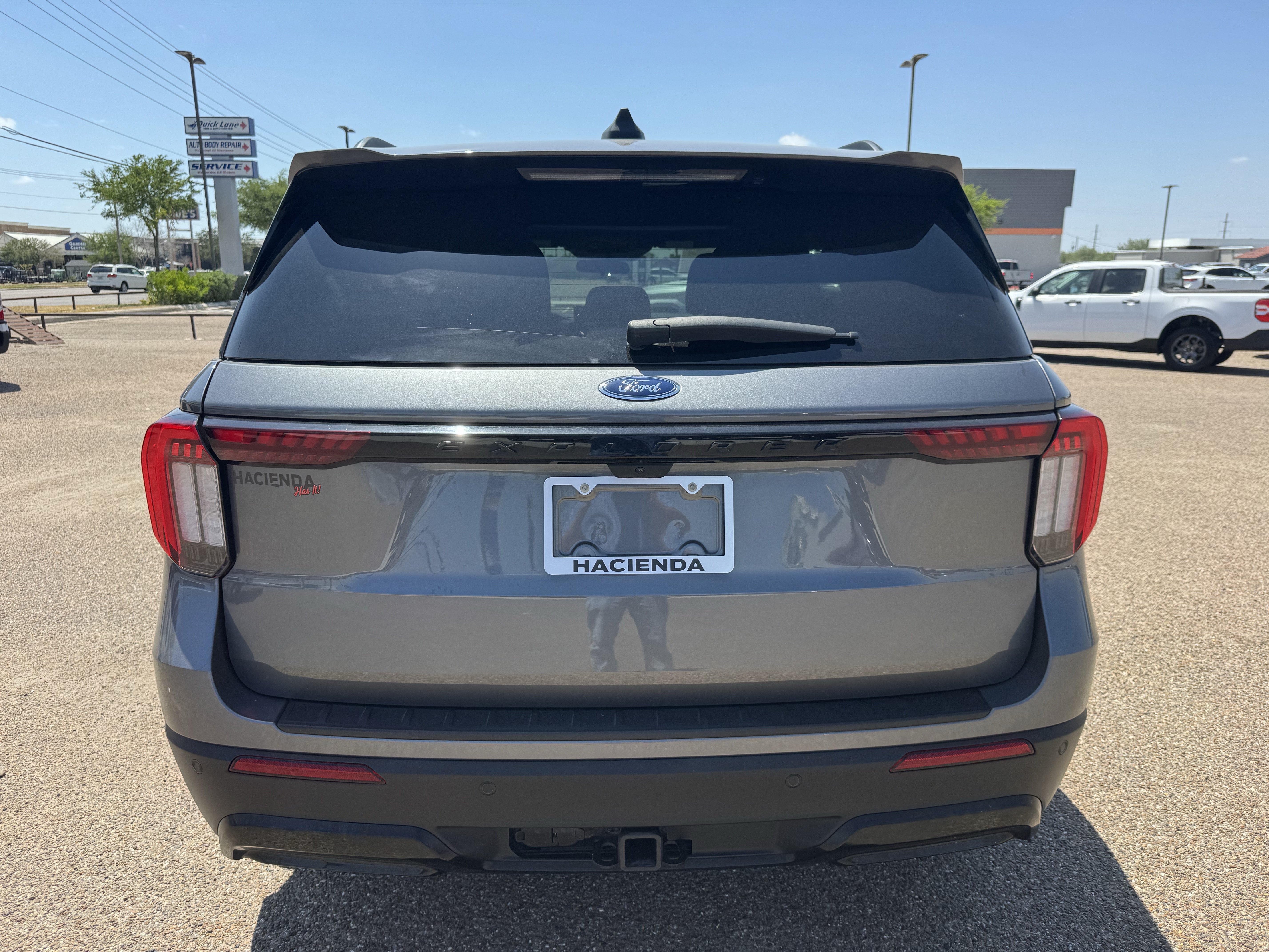 Certified 2025 Ford Explorer ST-Line RWD image 3