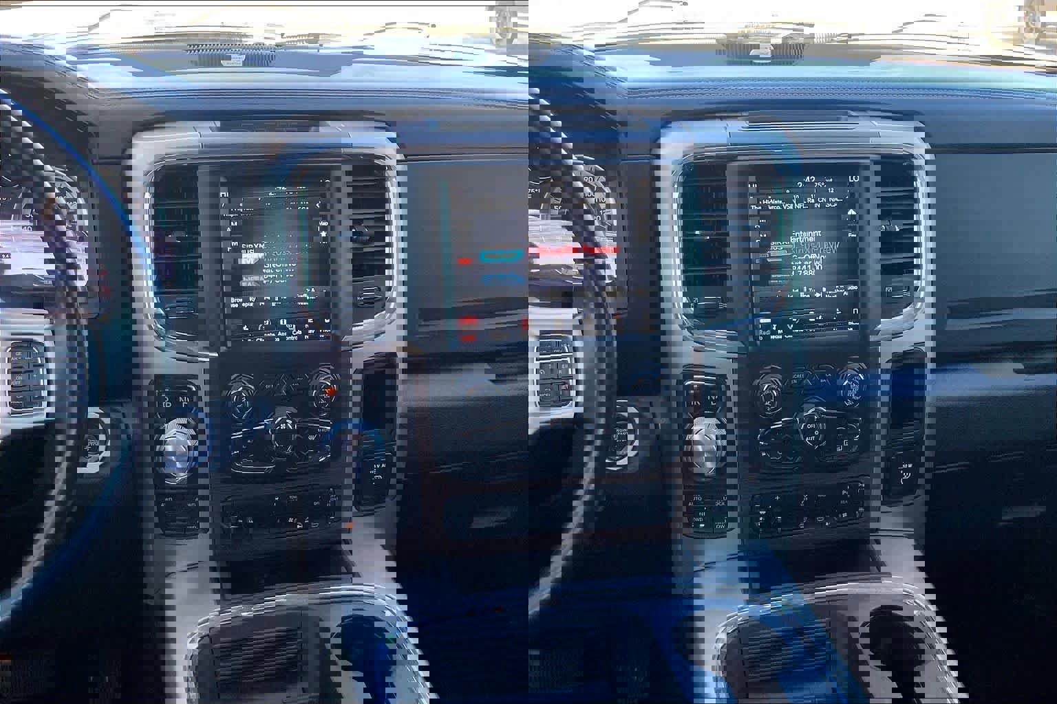 Used 2018 RAM 1500 Laramie w/ Convenience Group image 9