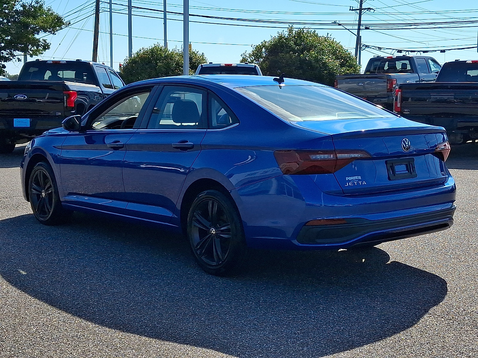 Used 2022 Volkswagen Jetta SE FWD image 7