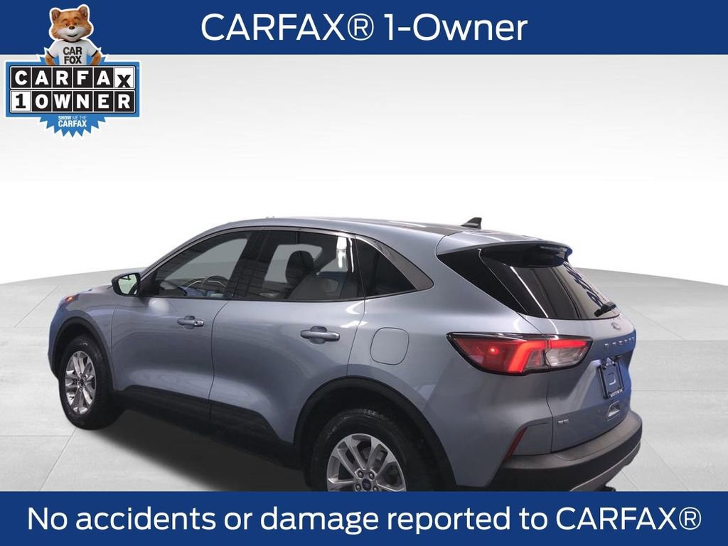 Certified 2022 Ford Escape SE w/ Cold Weather Package image 3