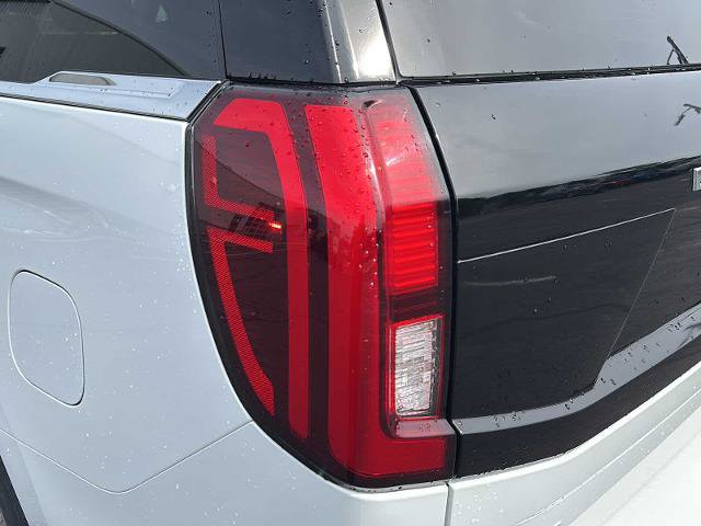 Certified 2025 Ford Expedition Active AWD/4WD image 33