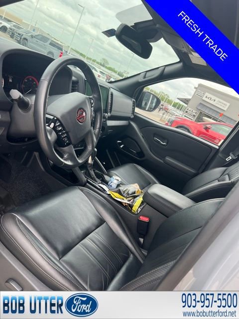 Used 2022 Nissan Frontier PRO-4X w/ Pro-4X Premium Package image 8