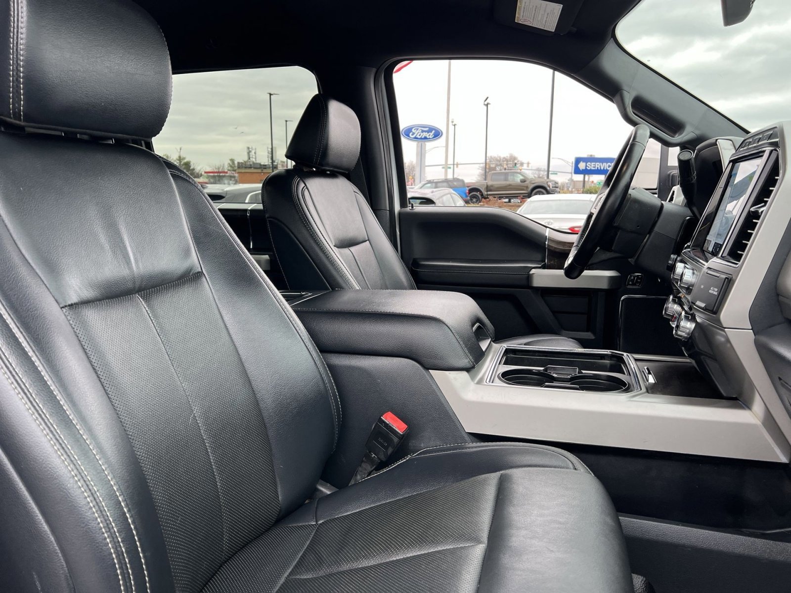 Certified 2022 Ford F350 Lariat w/ Lariat Ultimate Package image 26