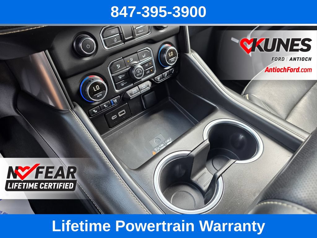 Used 2024 Chevrolet Suburban Premier AWD/4WD image 35