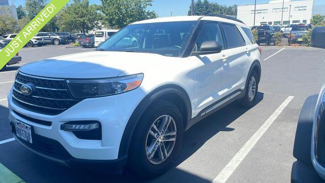 Certified 2020 Ford Explorer XLT w/ Equipment Group 202A image 1