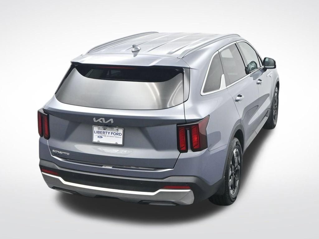 Used 2024 Kia Sorento S FWD image 29