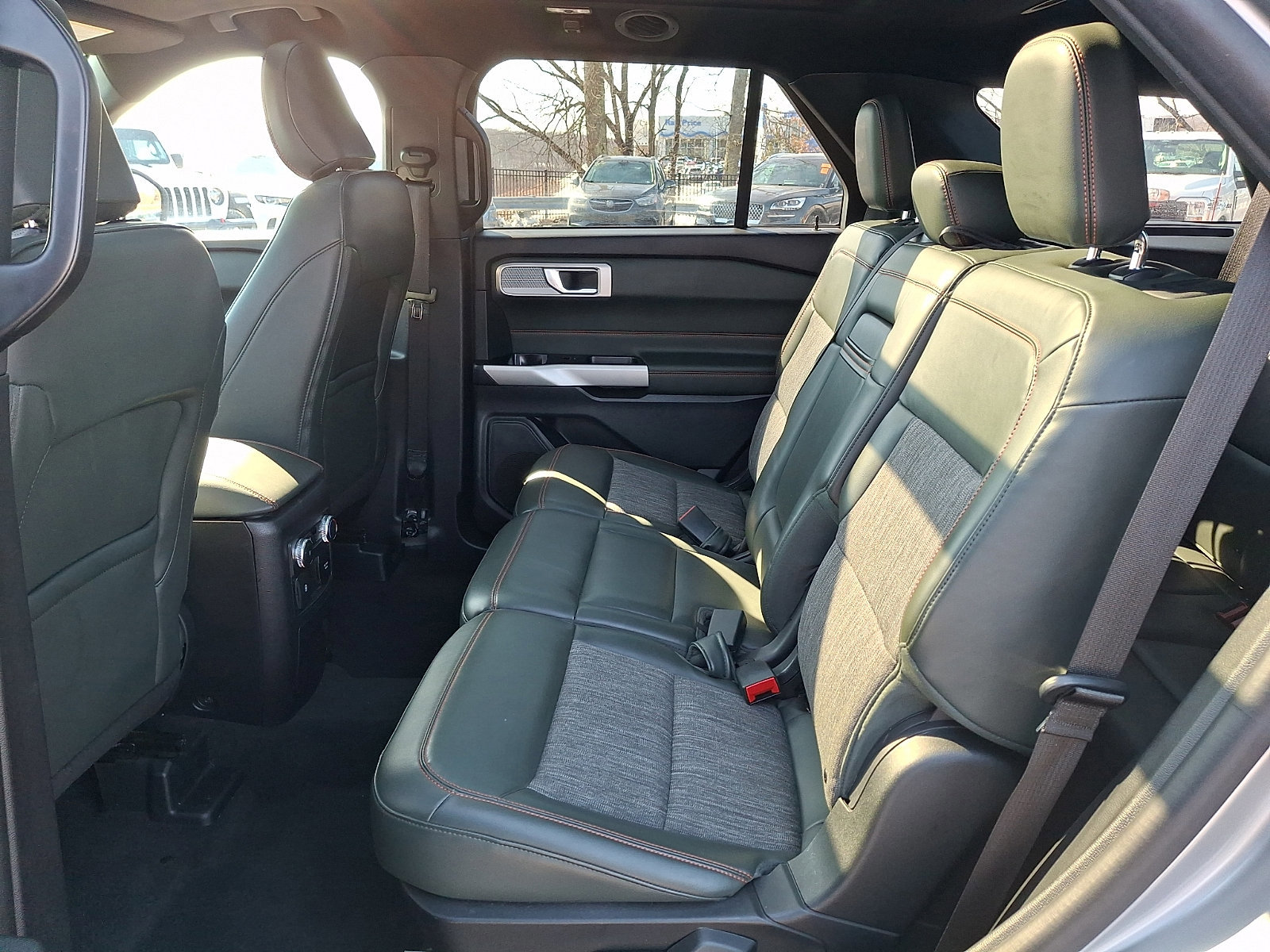 Certified 2022 Ford Explorer Timberline w/ Timberline Technology Package image 10