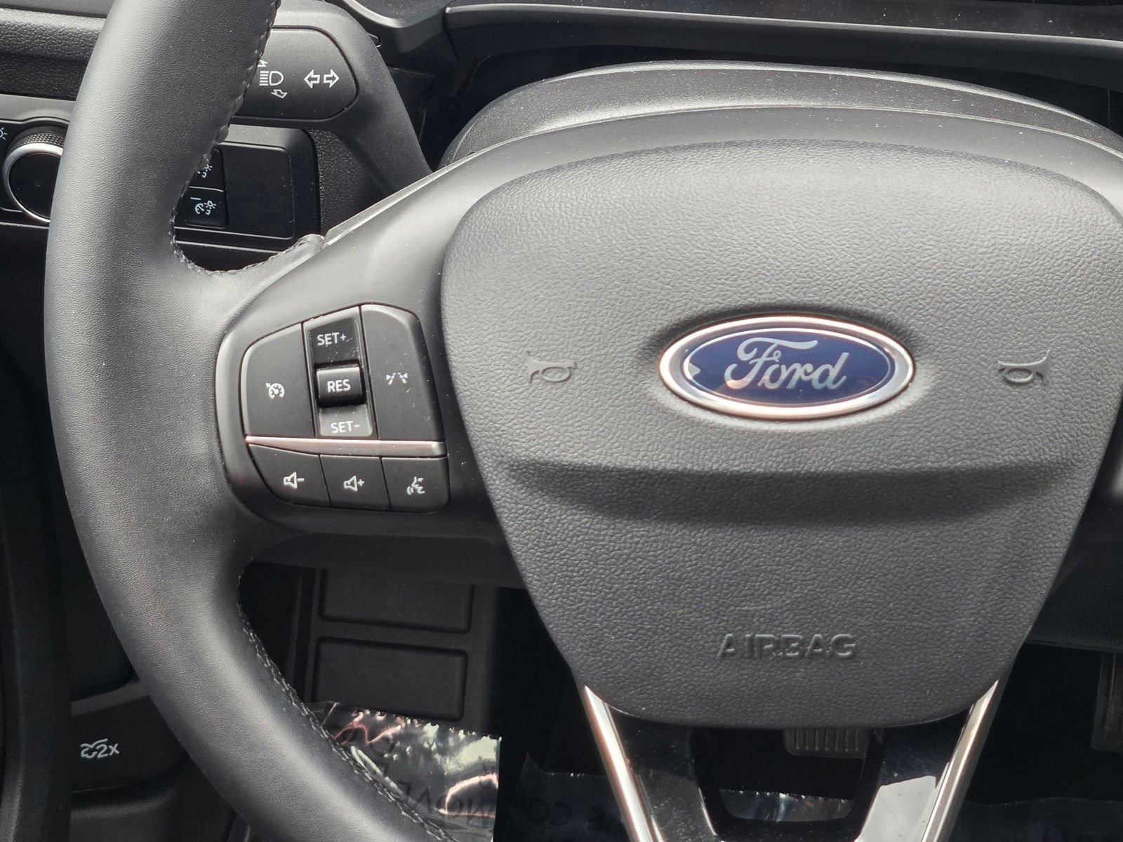 Certified 2024 Ford Escape Active FWD image 17