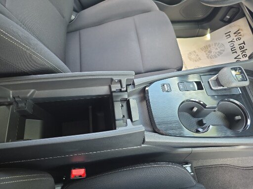 Used 2023 Nissan Rogue S FWD image 18