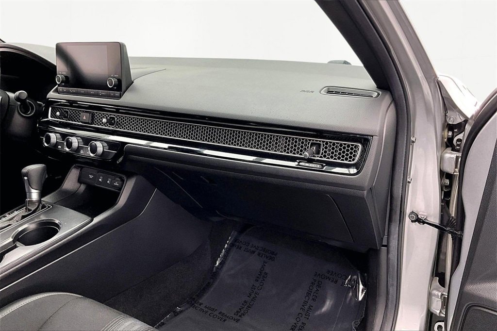 Used 2025 Honda Civic Sport image 17