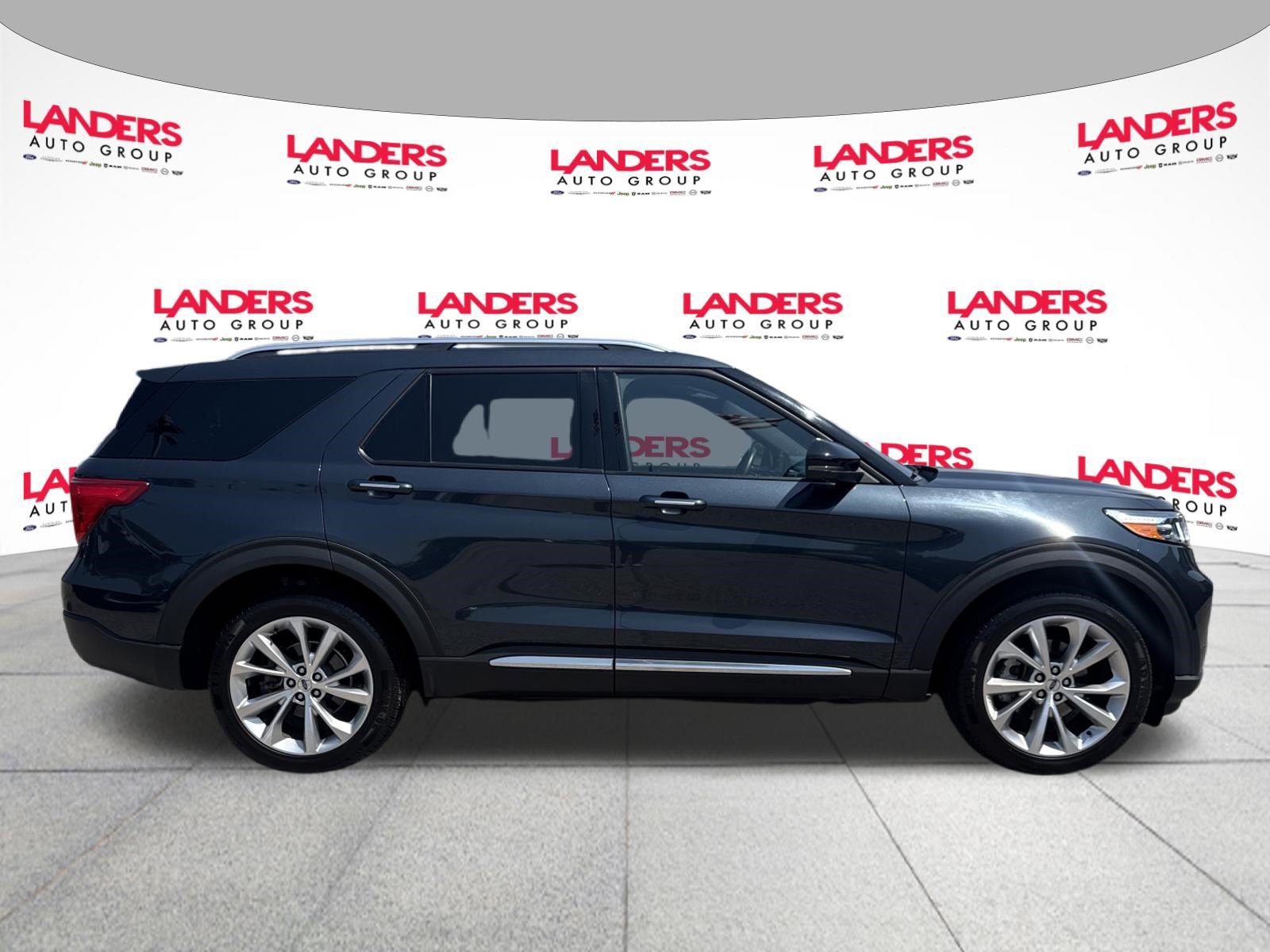 Certified 2023 Ford Explorer Platinum w/ Technology Package AWD/4WD image 2