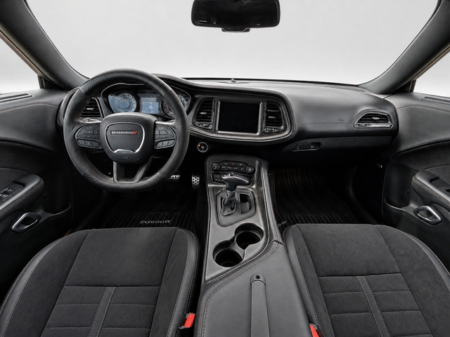 Used 2020 Dodge Challenger R/T RWD image 11