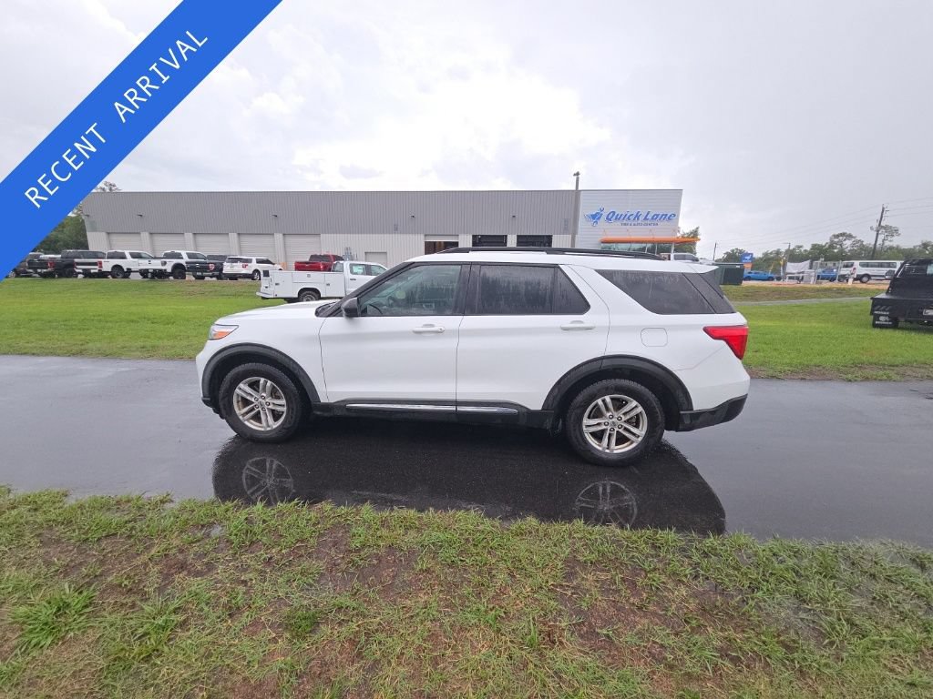 Certified 2021 Ford Explorer XLT w/ Class III Trailer Tow Package