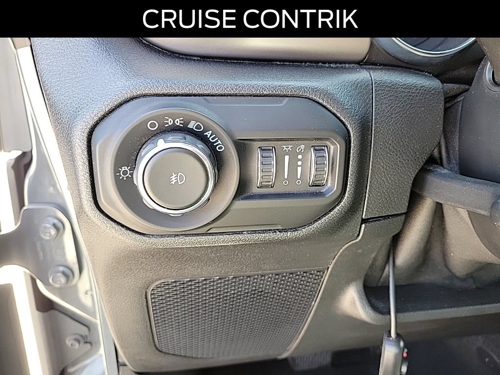 Used 2021 Jeep Wrangler Unlimited Sport AWD/4WD image 33