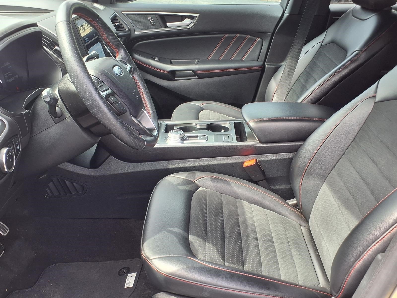 Certified 2024 Ford Edge ST-Line AWD/4WD image 14
