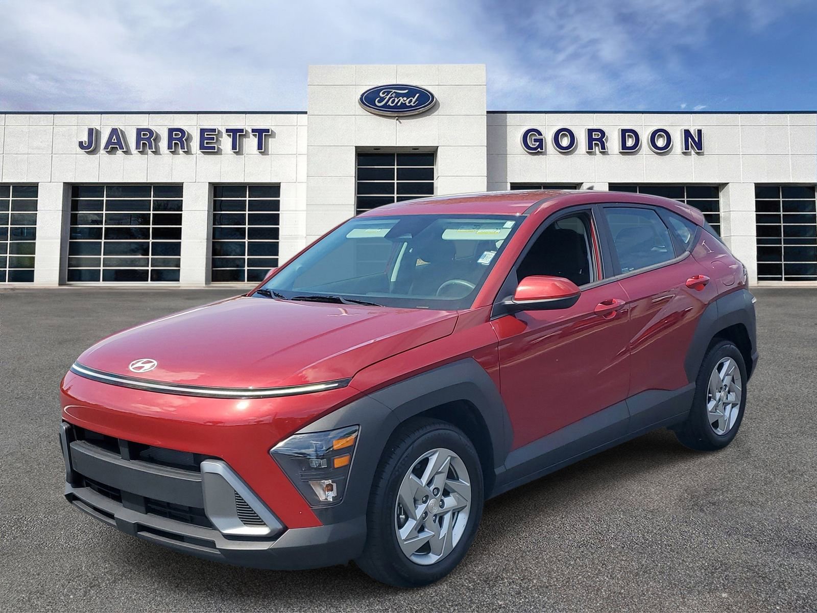Used 2025 Hyundai Kona SE FWD image 2