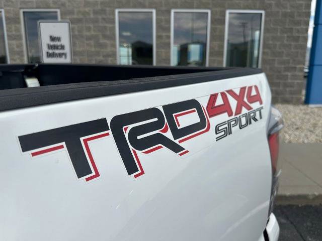 Used 2020 Toyota Tacoma TRD Sport w/ Technology Package AWD/4WD image 11