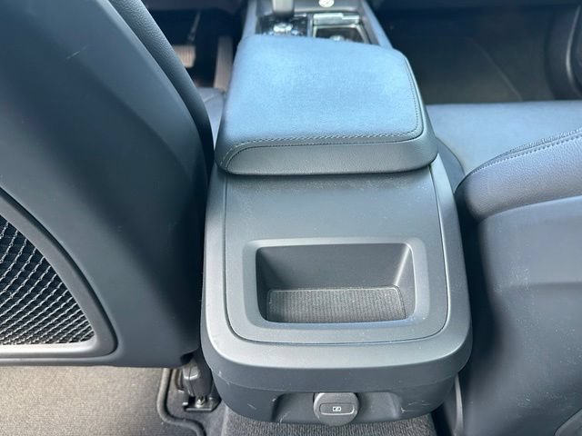 Used 2024 Volvo S60 B5 Core FWD image 15