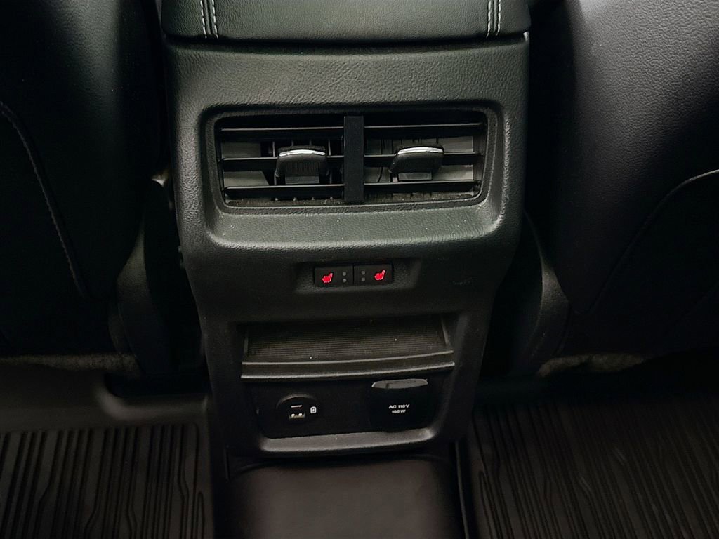 Certified 2022 Ford Edge Titanium w/ Equipment Group 301A image 27