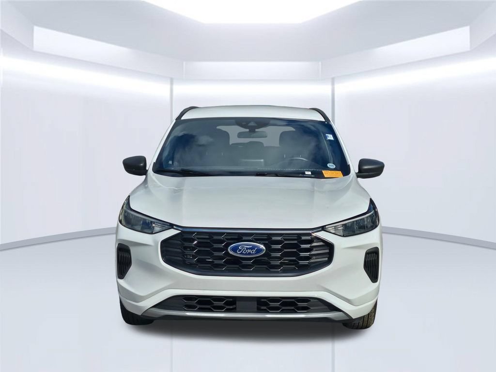 Certified 2023 Ford Escape ST-Line w/ Equipment Group 301A FWD image 4
