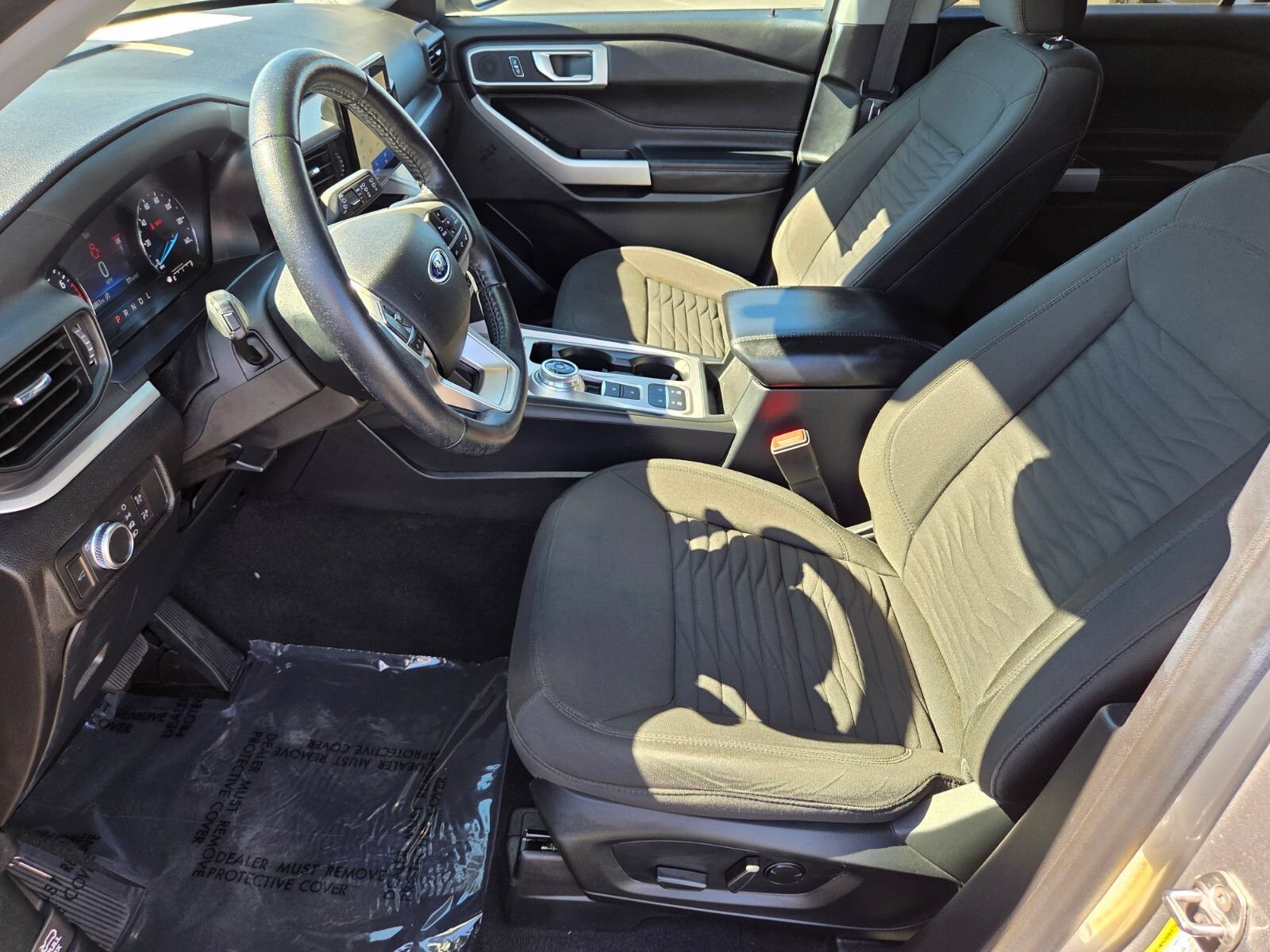 Certified 2021 Ford Explorer XLT RWD image 10