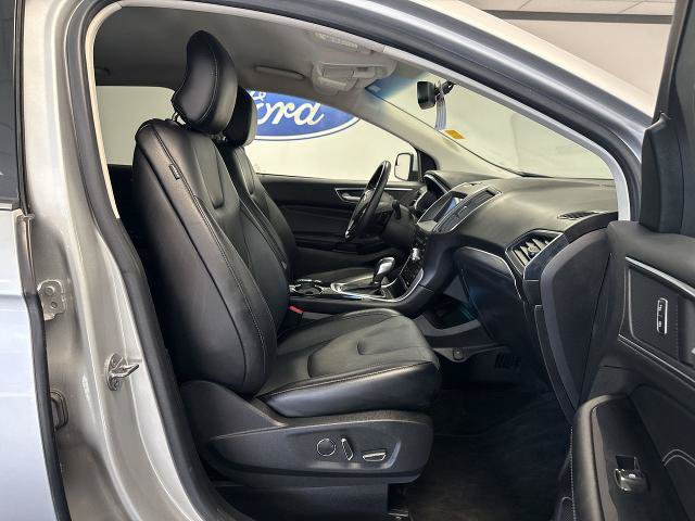 Certified 2018 Ford Edge Titanium AWD/4WD image 22