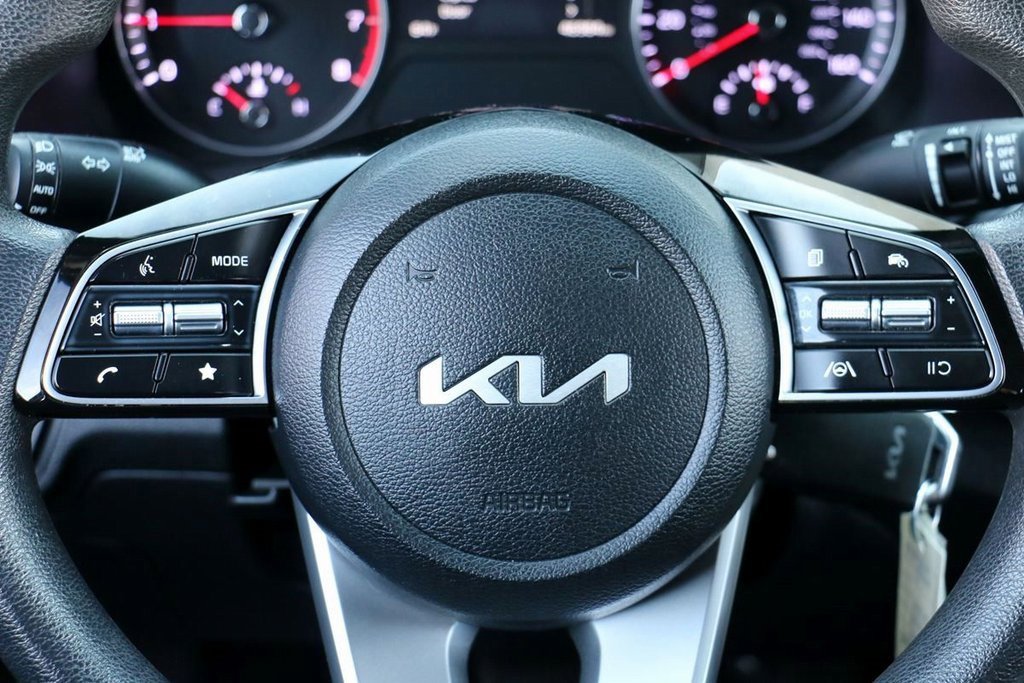 Used 2024 Kia Forte LXS image 21