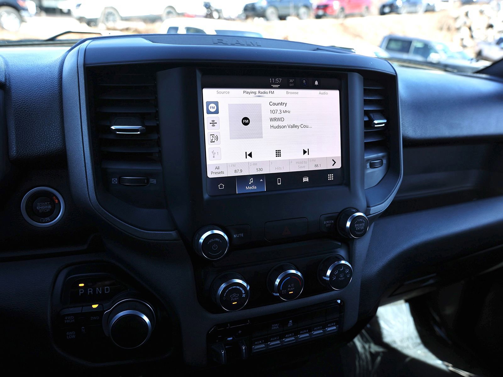 Used 2024 RAM 2500 Tradesman w/ Chrome Appearance Group image 23