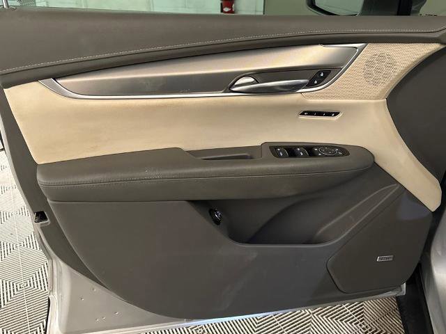 Used 2019 Cadillac XT5 Luxury image 16