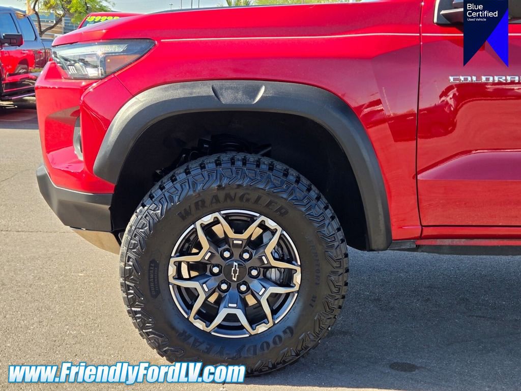 Used 2024 Chevrolet Colorado ZR2 w/ Technology Package AWD/4WD image 8