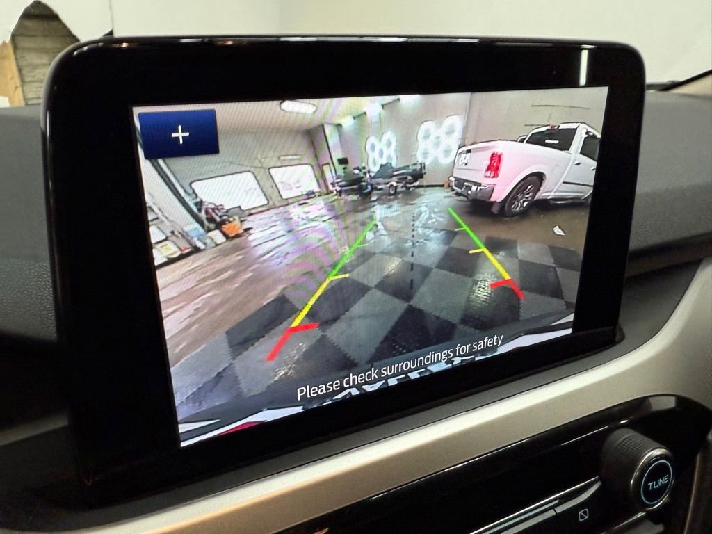 Certified 2020 Ford Escape SE image 39