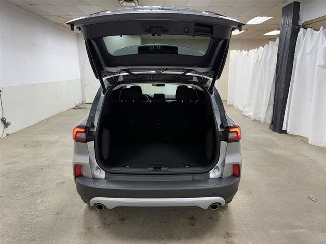 Certified 2023 Ford Escape Active AWD/4WD image 25