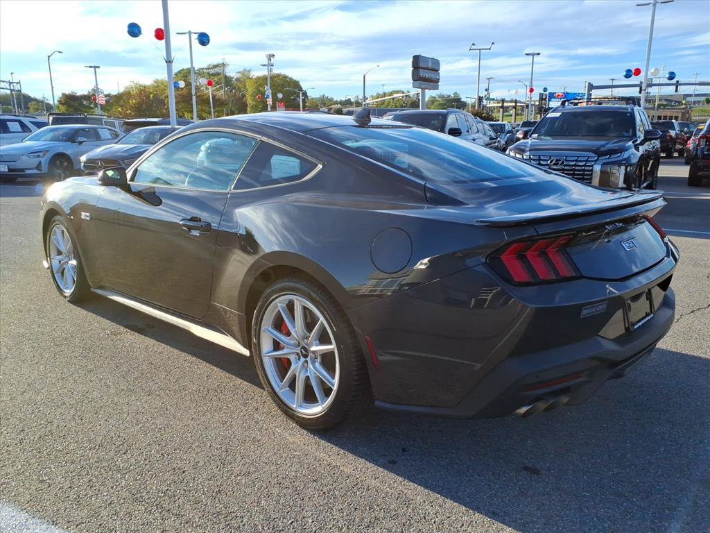 Certified 2024 Ford Mustang GT Premium RWD image 3
