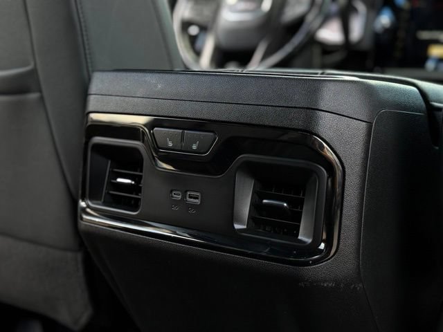 Used 2024 GMC Sierra 2500 AT4 w/ Technology Package AWD/4WD image 20