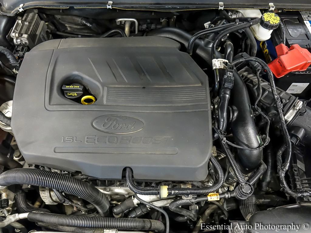 Certified 2018 Ford Fusion SE w/ Fusion SE Technology Package FWD image 25