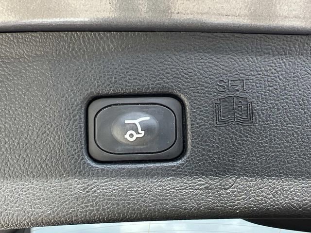 Certified 2024 Ford Edge ST-Line image 12