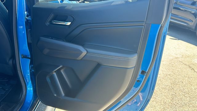 Used 2024 Chevrolet Colorado LT w/ LT Convenience Package III RWD image 12