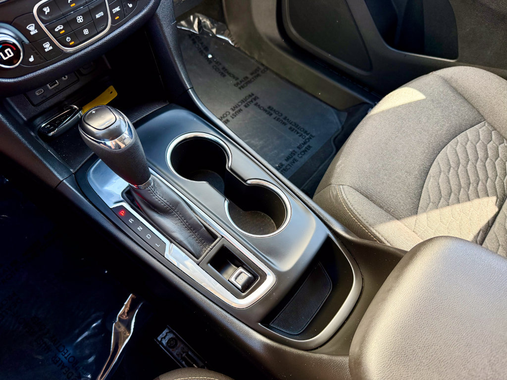 Used 2020 Chevrolet Equinox LT FWD image 23
