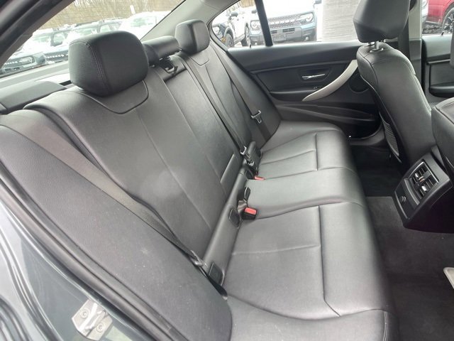 Used 2018 BMW 320i xDrive Sedan w/ Convenience Package image 31