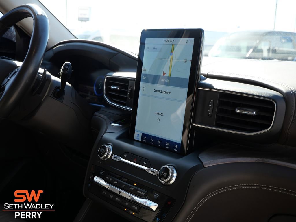 Certified 2020 Ford Explorer Platinum w/ Premium Technology Package image 17