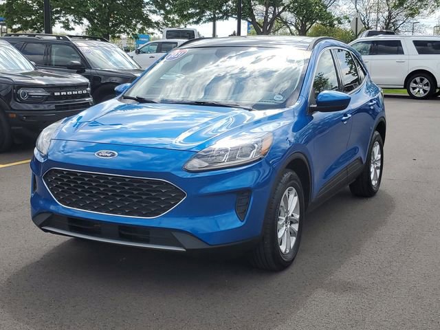 Certified 2021 Ford Escape SE w/ Convenience Package AWD/4WD image 2