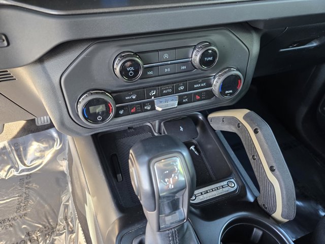 Certified 2025 Ford Bronco Badlands AWD/4WD image 22