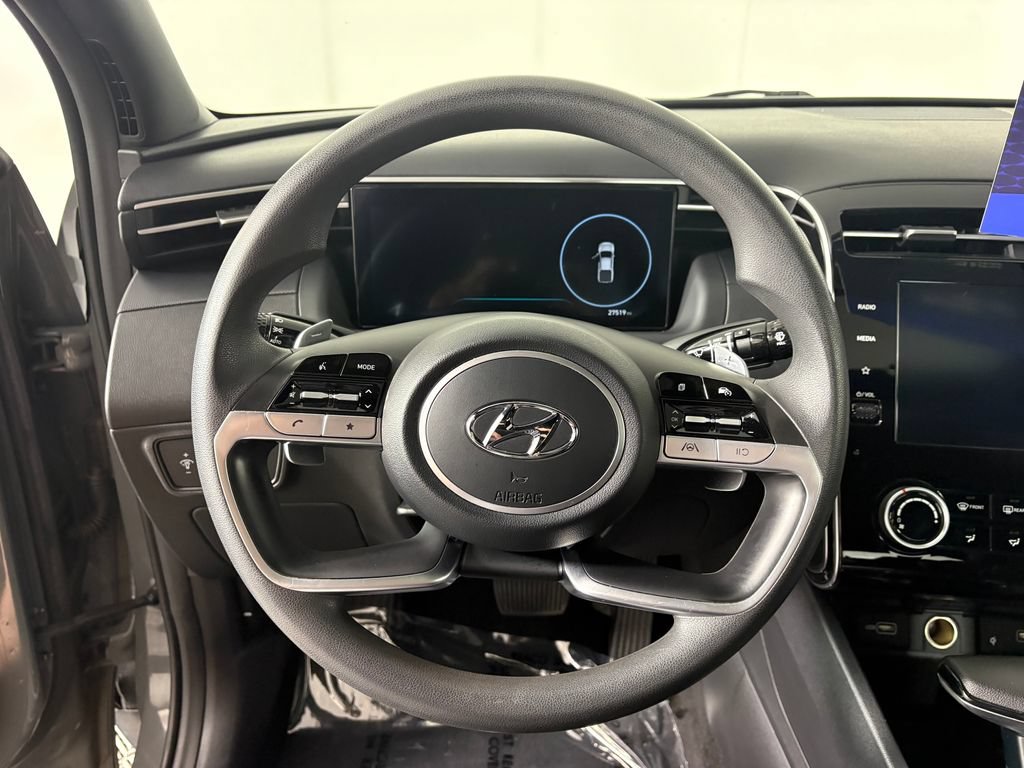 Used 2023 Hyundai Santa Cruz Night AWD/4WD image 16