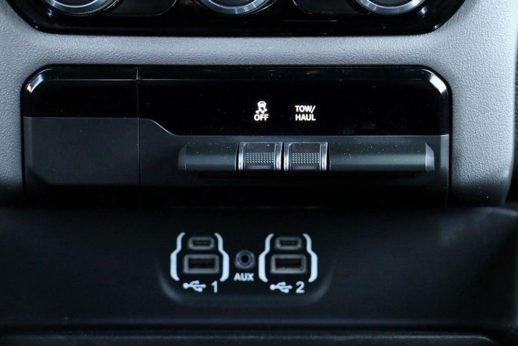 Used 2024 RAM 1500 Laramie image 29