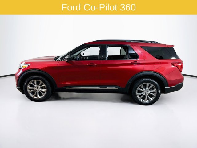 Certified 2023 Ford Explorer XLT w/ Equipment Group 202A AWD/4WD image 5