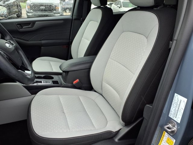 Certified 2024 Ford Escape Active w/ Tech Pack #1 AWD/4WD image 4