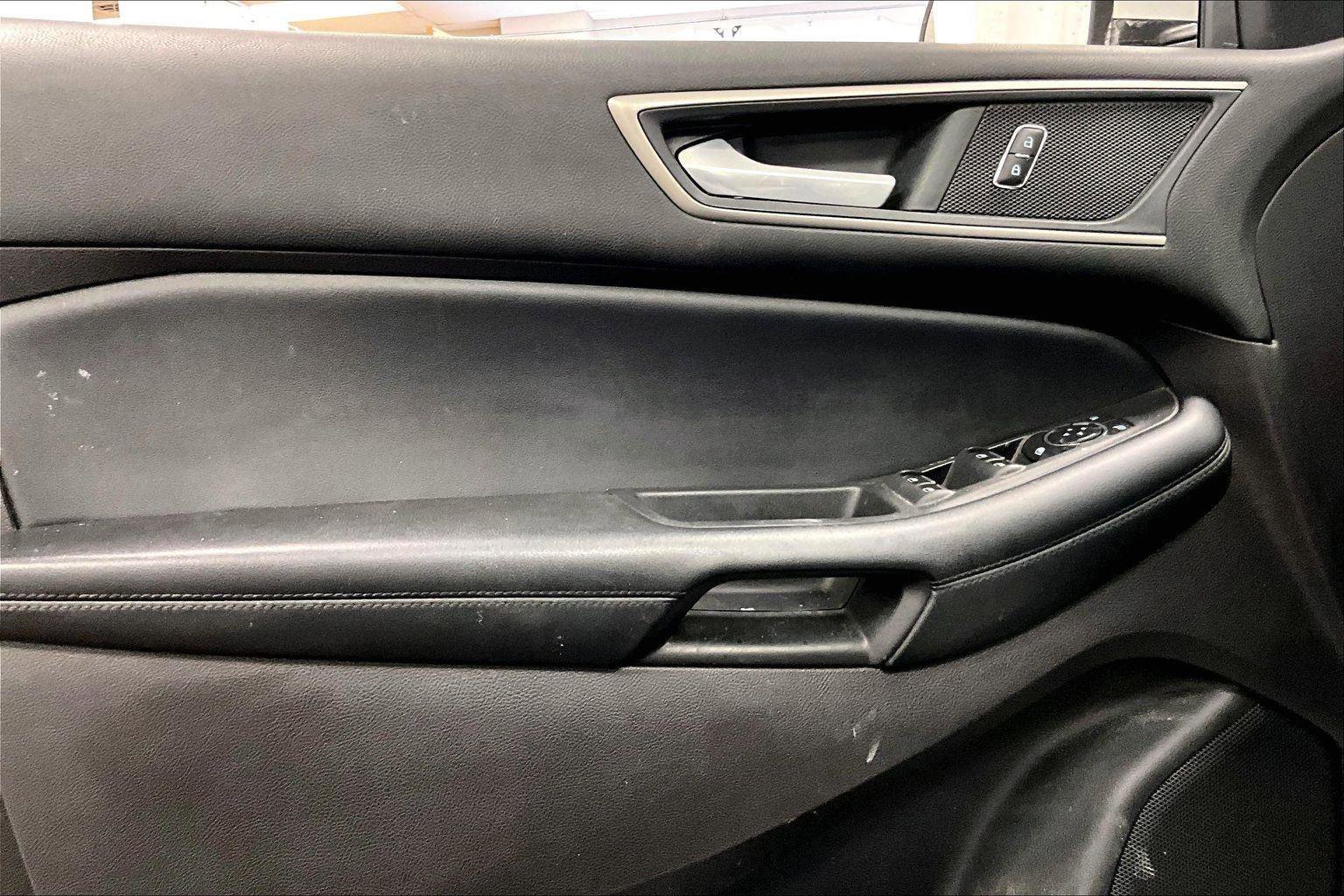 Certified 2022 Ford Edge SEL w/ Convenience Package image 22